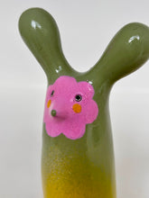 Afbeelding in Gallery-weergave laden, Sausage Figures | Baloo (geel/grijs/ roze bloem masker)