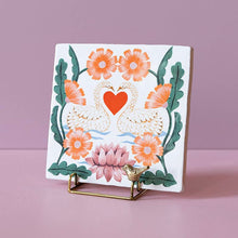 Afbeelding in Gallery-weergave laden, StoryTiles | Golden Holdie Bird