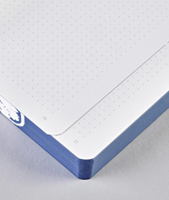 Afbeelding in Gallery-weergave laden, Notebook Graphic - Head In The Clouds