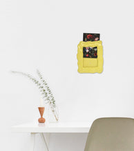 Afbeelding in Gallery-weergave laden, STOOK | YAYOI lijst in geel