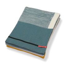 Afbeelding in Gallery-weergave laden, orange or red | Untitled plaid teal