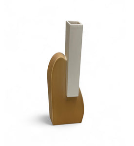 Cor Unum | Spout vase