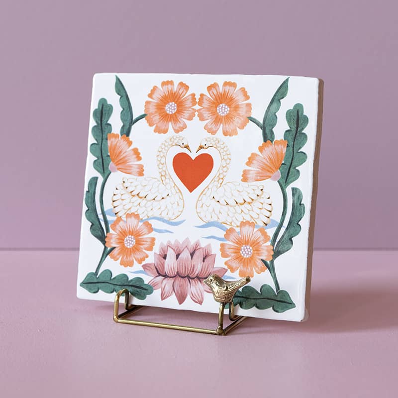 StoryTiles | Golden Holdie Bird