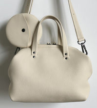Afbeelding in Gallery-weergave laden, FRRRY | Moon bag
