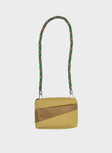 Afbeelding in Gallery-weergave laden, Susan Bijl | The New Bum Bag - Small Reverb Moss &amp; Camel
