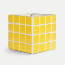 Afbeelding in Gallery-weergave laden, &amp;Klevering | Bloempot Tile 4x4 in geel
